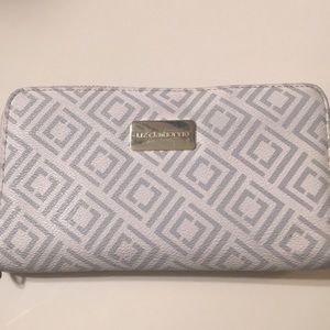 Liz Claiborne wallet